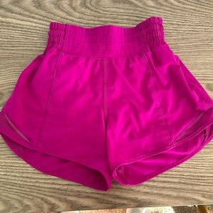 LULULEMON HOTTIE HOTS